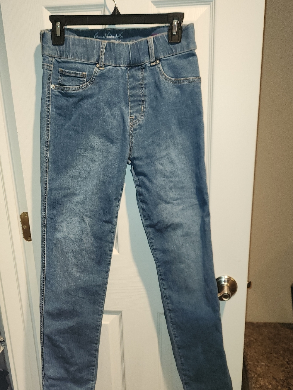 Gloria Vanderbilt Women's High Rise Straight Jeans